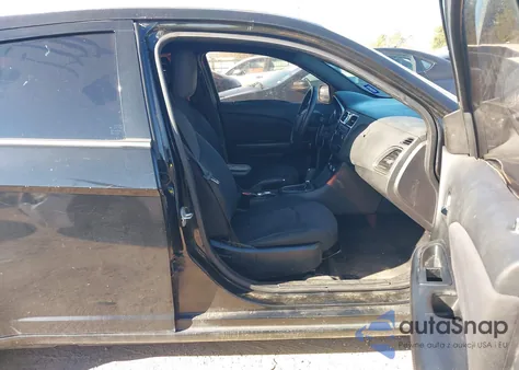 2013 Chrysler 200 Lx from USA, damaged, VIN 1C3CCBAB0DN763696